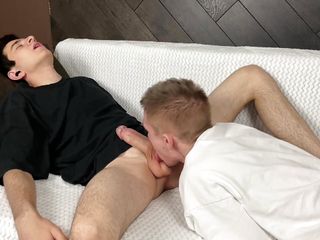 Cumshot Twink's Mouth, Juicy Blowjob Fucked Twink In The Mouth